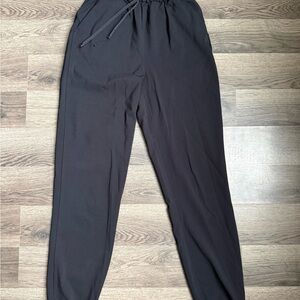 Lululemon Stretch High-Rise Jogger